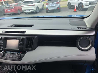 2017 Toyota RAV4 XLE - miniatura 18