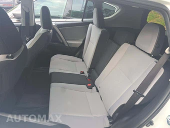 2017 Toyota RAV4 XLE – miniatura 13