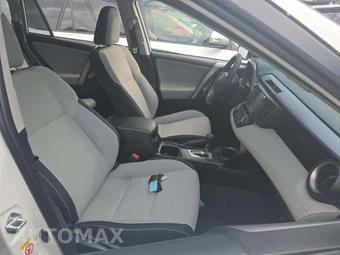 2017 Toyota RAV4 XLE – miniatura 18