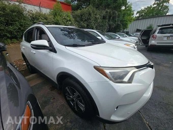 2017 Toyota RAV4 XLE – miniatura 4