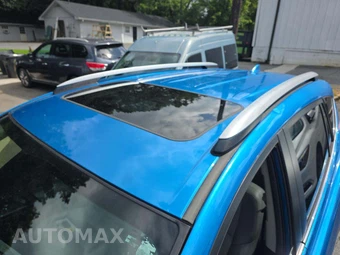 2017 Toyota RAV4 XLE – miniatura 12