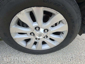 2017 Toyota Sequoia Platinum – miniatura 30