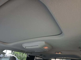 2017 Toyota Sequoia Platinum – miniatura 11