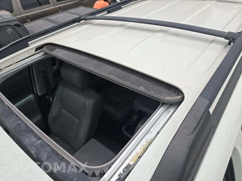 2017 Toyota Sequoia Platinum – miniatura 12