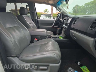 2017 Toyota Sequoia Platinum – miniatura 19