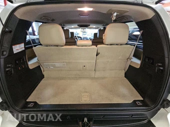 2017 Toyota Sequoia Platinum – miniatura 18