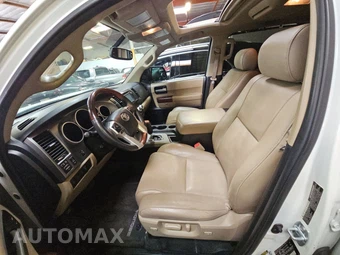 2017 Toyota Sequoia Platinum – miniatura 7