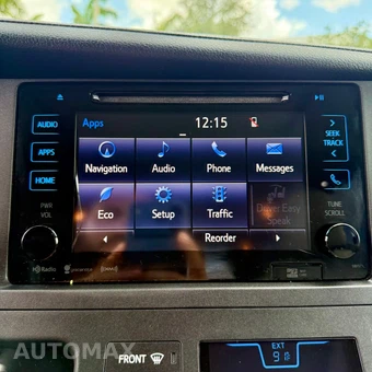 2017 Toyota Sienna 119.3" WB - miniatura 61
