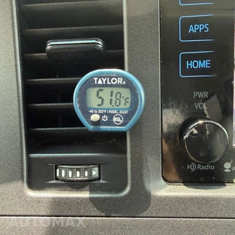 2017 Toyota Sienna 119.3" WB - miniatura 65