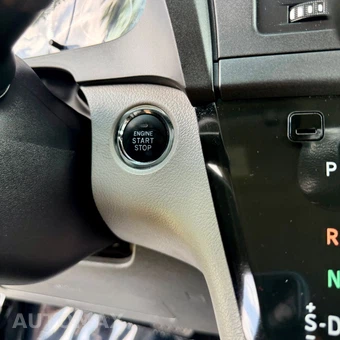 2017 Toyota Sienna 119.3" WB - miniatura 67