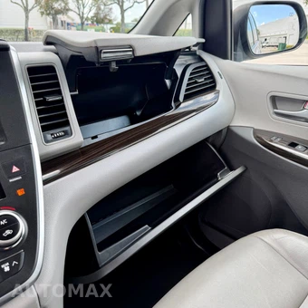 2017 Toyota Sienna 119.3" WB - miniatura 81