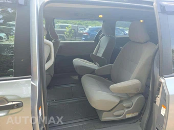2017 Toyota Sienna L 7-Passenger 119.3" WB - miniatura 10