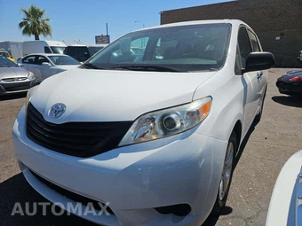 2017 Toyota Sienna L 7-Passenger 119.3" WB