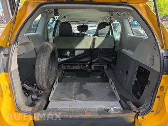 2017 Toyota Sienna L 7-Passenger 119.3" WB - miniatura 19