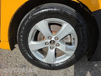 2017 Toyota Sienna L 7-Passenger 119.3" WB - miniatura 9