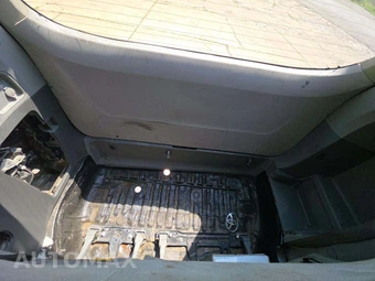 2017 Toyota Sienna LE 7-Passenger 119.3" WB - miniatura 12