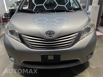 2017 Toyota Sienna LE 7-Passenger 119.3" WB - car from the USA, Manheim Buy-Now listing at AUTOMAX
