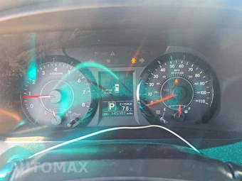 2017 Toyota Sienna LE 7-Passenger 119.3" WB - miniatura 9