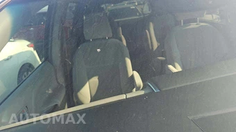 2017 Toyota Sienna LE 7-Passenger 119.3" WB - miniatura 51