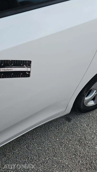 2017 Toyota Sienna LE 8-Passenger 119.3" WB - miniatura 22