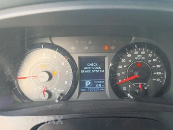 2017 Toyota Sienna LE 8-Passenger 119.3" WB - miniatura 12