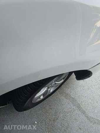2017 Toyota Sienna LE 8-Passenger 119.3" WB - miniatura 24