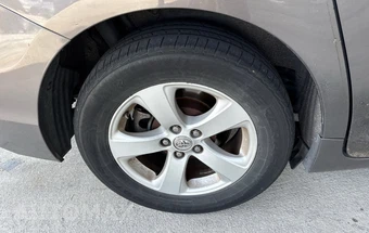 2017 Toyota Sienna LE 8-Passenger 119.3" WB - miniatura 28