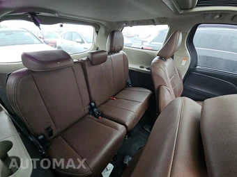 2017 Toyota Sienna Limited Premium 7-Passenger 119.3" WB - miniatura 14
