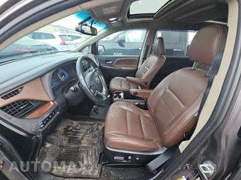 2017 Toyota Sienna Limited Premium 7-Passenger 119.3" WB - miniatura 7