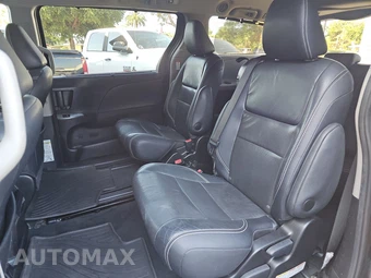 2017 Toyota Sienna SE 8-Passenger 119.3" WB - miniatura 13