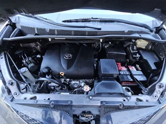 2017 Toyota Sienna SE 8-Passenger 119.3" WB - miniatura 15