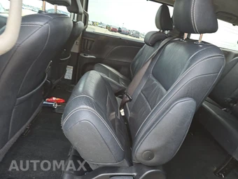 2017 Toyota Sienna SE 8-Passenger 119.3" WB - miniatura 13