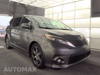 2017 Toyota Sienna SE 8-Passenger 119.3" WB - miniatura 3