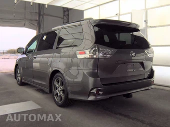 2017 Toyota Sienna SE 8-Passenger 119.3" WB - miniatura 6