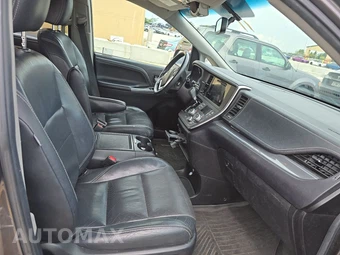 2017 Toyota Sienna SE 8-Passenger 119.3" WB - miniatura 8