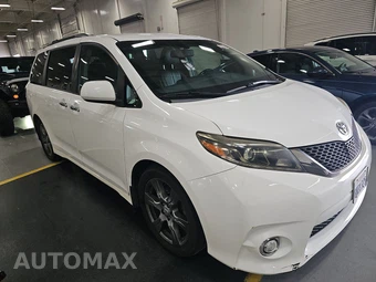 2017 Toyota Sienna SE 8-Passenger 119.3" WB - miniatura 3