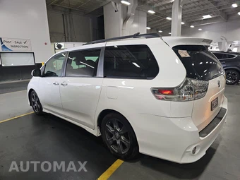 2017 Toyota Sienna SE 8-Passenger 119.3" WB - miniatura 6