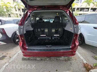 2017 Toyota Sienna SE 8-Passenger 119.3" WB - miniatura 15