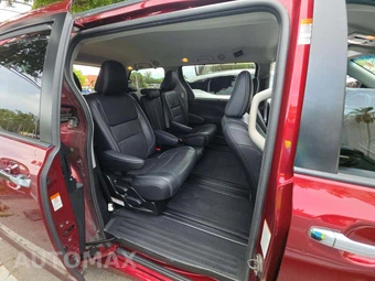 2017 Toyota Sienna SE 8-Passenger 119.3" WB - miniatura 17