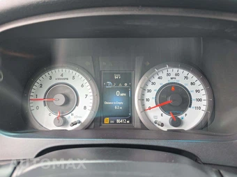 2017 Toyota Sienna SE 8-Passenger 119.3" WB - miniatura 9