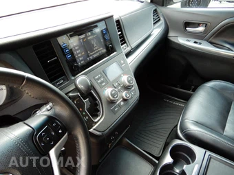 2017 Toyota Sienna SE Premium 8-Passenger 119.3" WB - miniatura 16