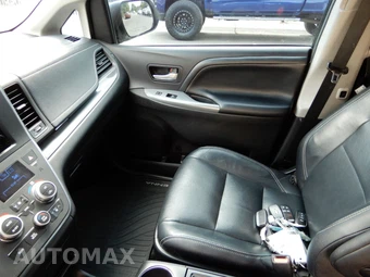 2017 Toyota Sienna SE Premium 8-Passenger 119.3" WB - miniatura 17