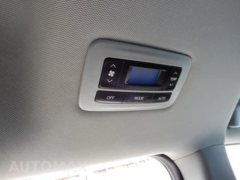 2017 Toyota Sienna SE Premium 8-Passenger 119.3" WB - miniatura 23