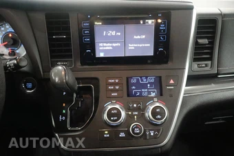 2017 Toyota Sienna SE Premium 8-Passenger 119.3" WB - miniatura 28