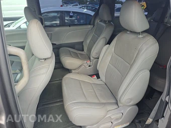2017 Toyota Sienna XLE 7-Passenger 119.3" WB - miniatura 13