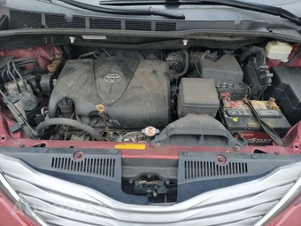 2017 Toyota Sienna XLE 7-Passenger 119.3" WB - miniatura 16