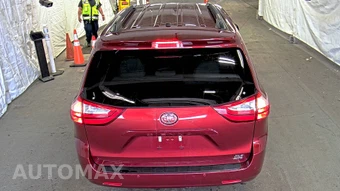 2017 Toyota Sienna XLE 7-Passenger 119.3" WB - miniatura 5