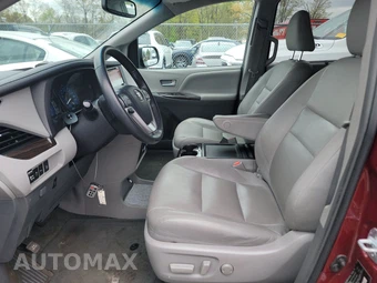 2017 Toyota Sienna XLE 7-Passenger 119.3" WB - miniatura 7