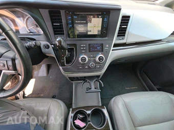 2017 Toyota Sienna XLE 8-Passenger 119.3" WB - miniatura 7