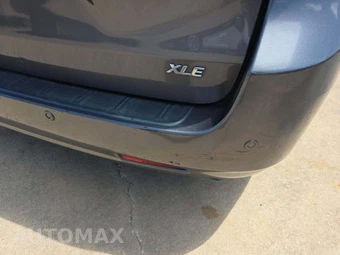 2017 Toyota Sienna XLE 8-Passenger 119.3" WB - miniatura 21